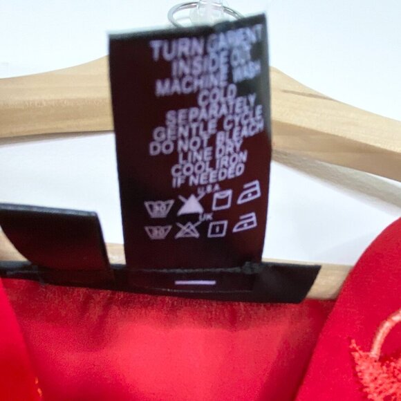 Antthony Originals Red Embroidered Floral Poncho Cape One Size Flowing Dressy - Picture 10 of 11